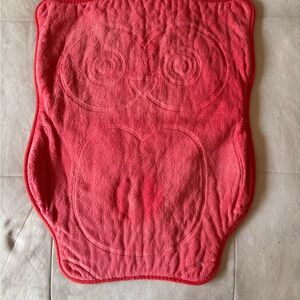 Red Owl-Shaped Bath Mat